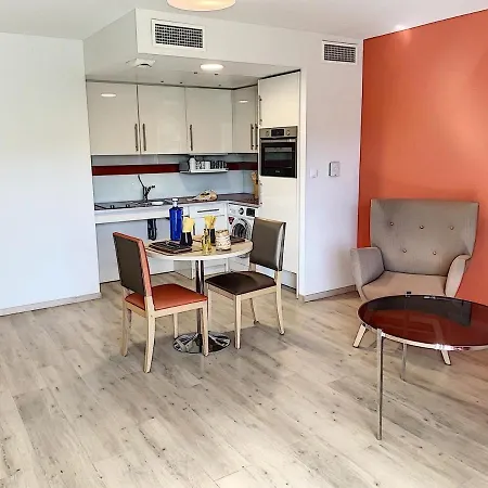 Zenao 4* Λε Κανέ