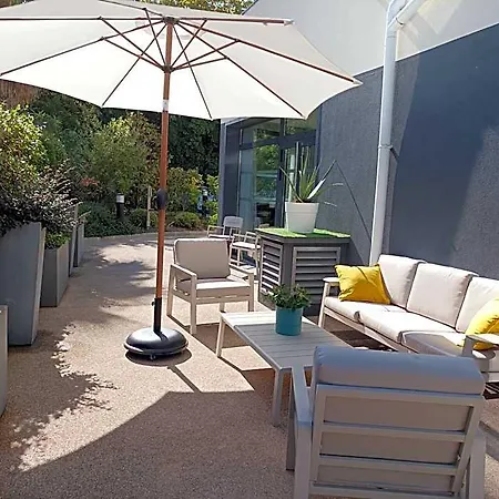 One Lägenhetshotell 4*